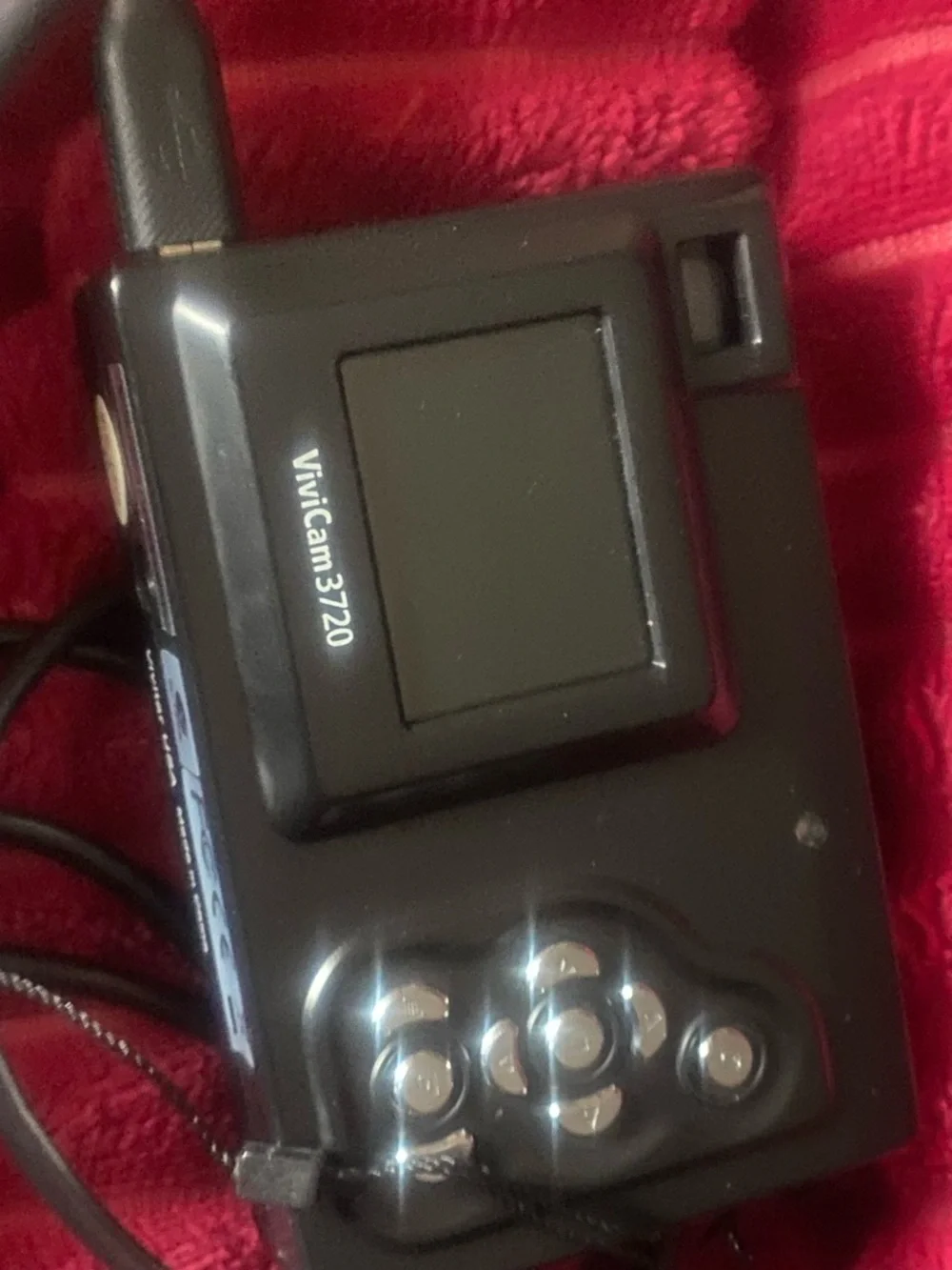 Vivitar Vivicam 3720 Compact Digital Camera - Black
